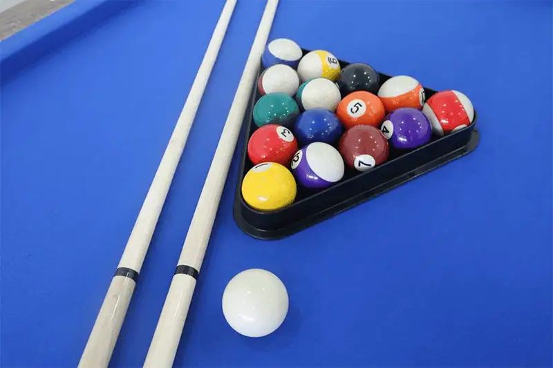 Walker & Simpson Regency Deluxe 7ft Pool Table